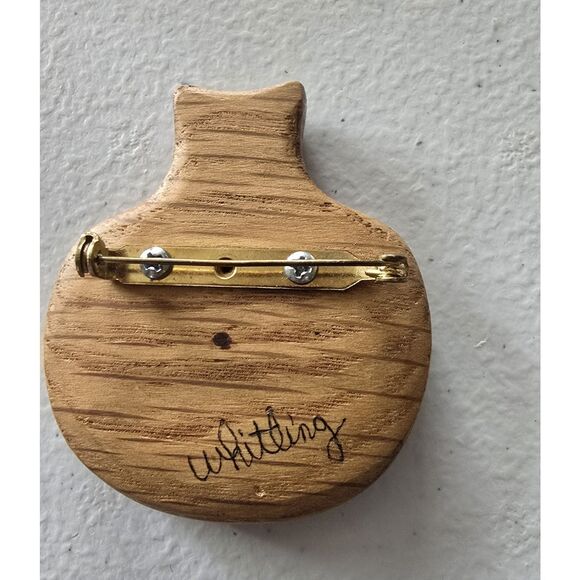 Southwest Artisan Wood w Brass Inlay ~ Pot w Yucca Plant Design Signed Brooch - Picture 3 of 7